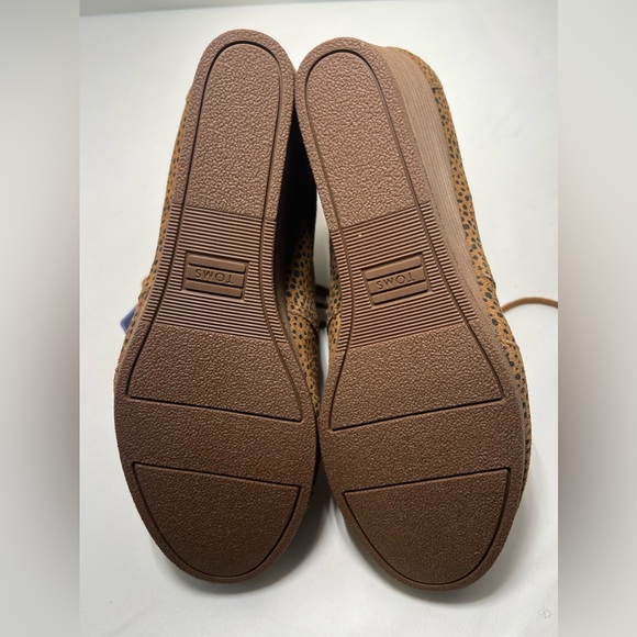 TOMS - Womens Kala Bootie, Size: 7.5 B(M) Color: Tan Mini Cheetah Suede - NWT - Picture 7 of 14